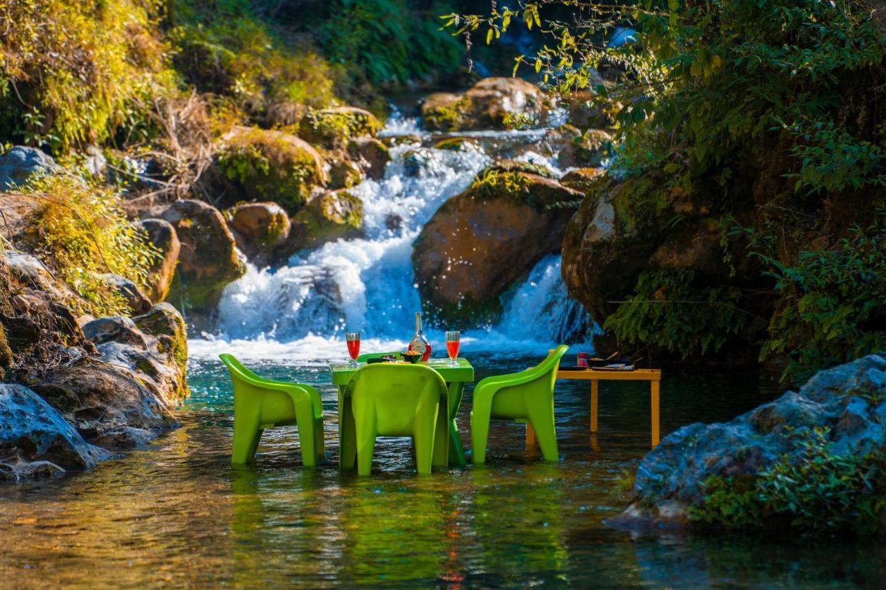 The Hosteller Mussoorie By The Streamside, Kempty Eksteriør bilde